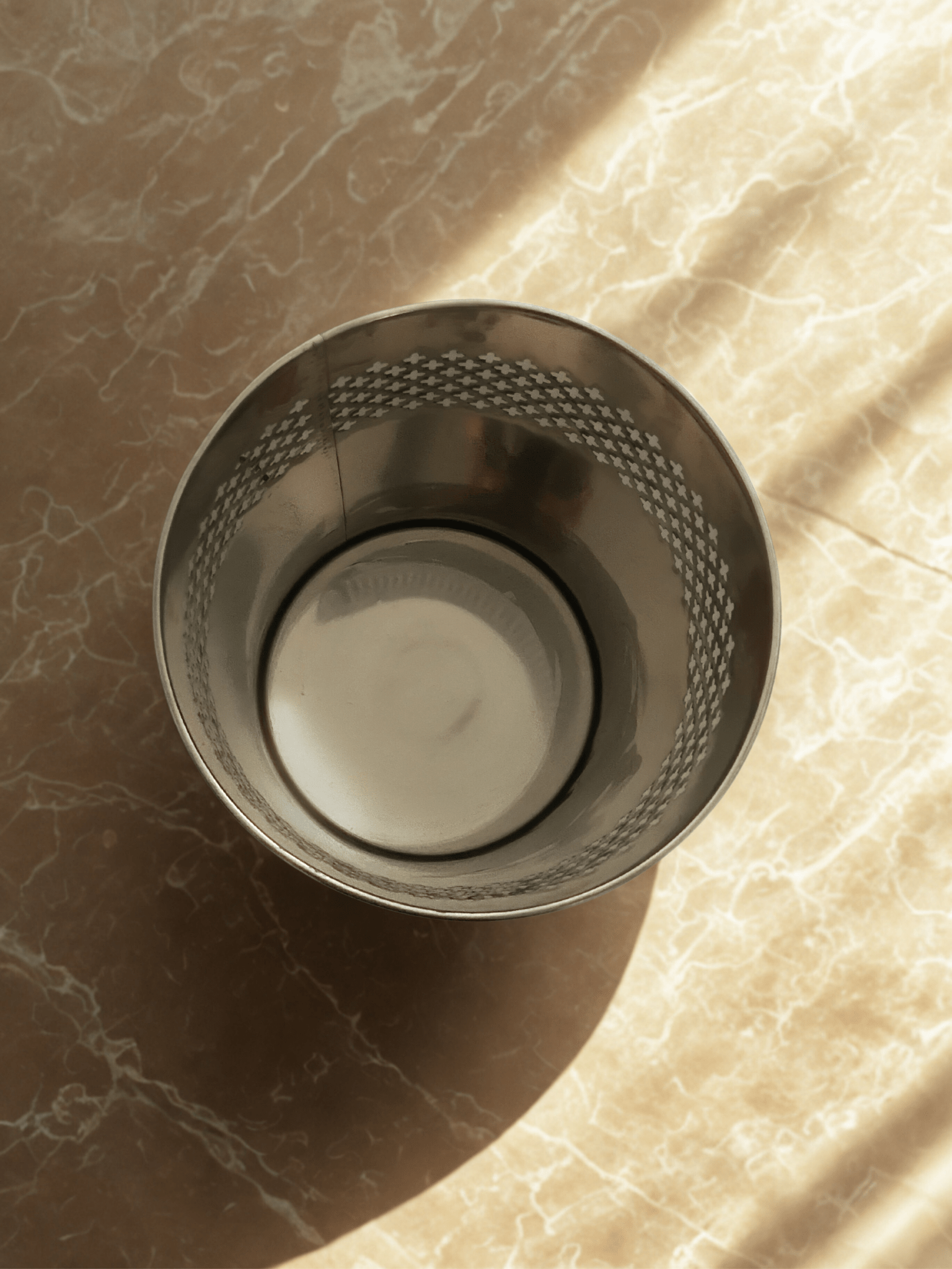 Stainless Steel Grand Star Dustbin/Basket