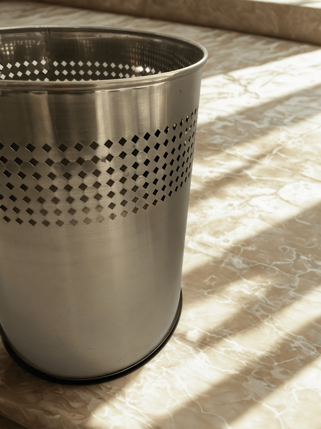 Stainless Steel Grand Square Dustbin/Basket